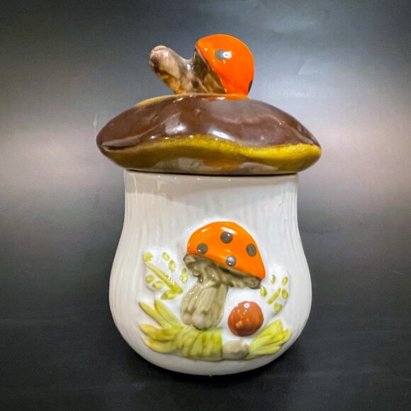 Merry Mushroom by Sears Roebuck 1976 Creamer and Sugar With Lid - Picture 2 of 15